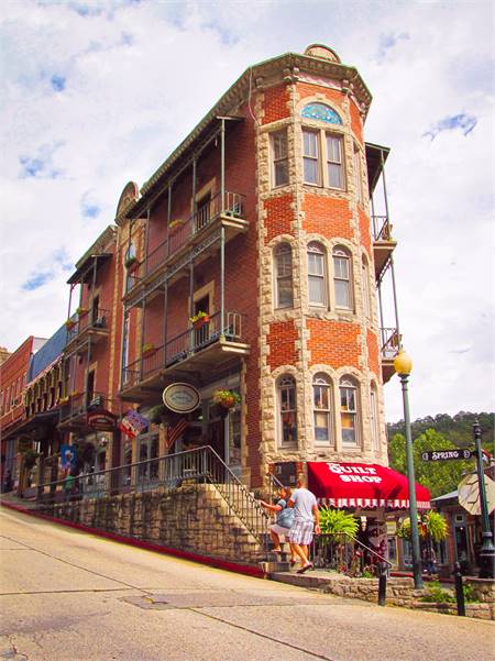 Historic Downtown Eureka Springs