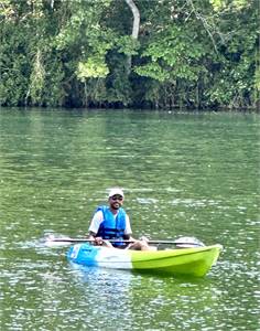 Kayaking on Lake Taneycomo